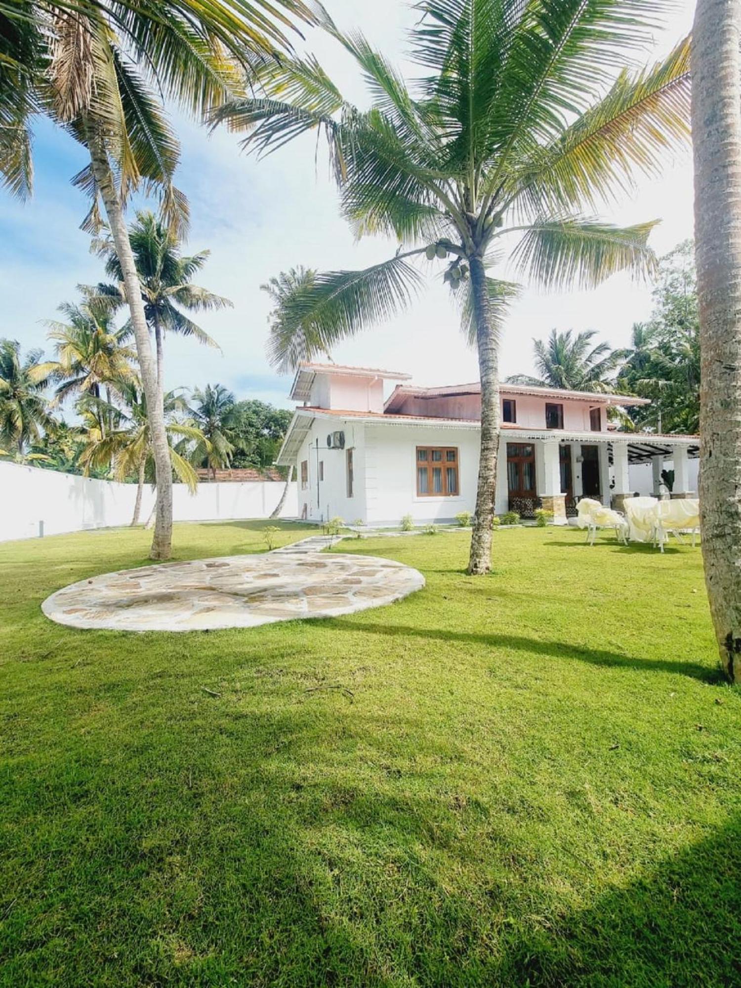 The Calm Villa Ahangama